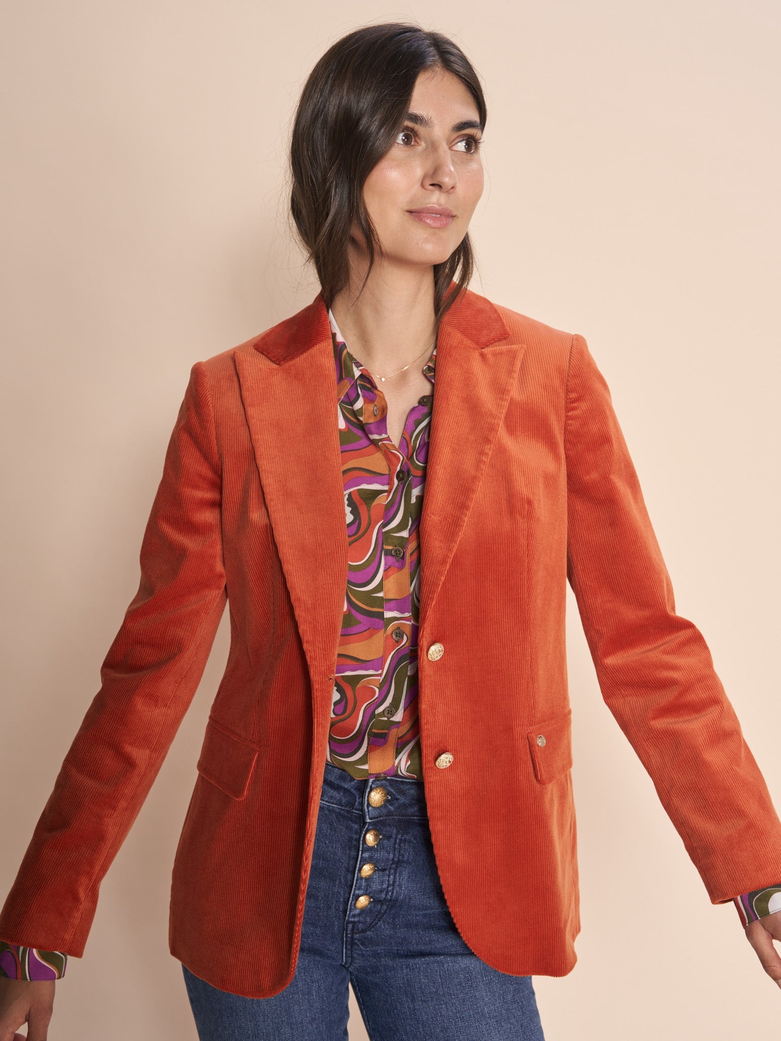 Modelshot / Burnt Ochre / Detail